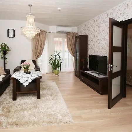 Tyla Apartment